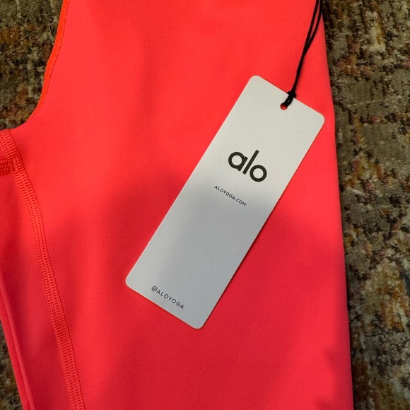 NWT Alo 7/8 High Waist Airlift Legging, Hot Coral, Size Small - Picture 6 of 7